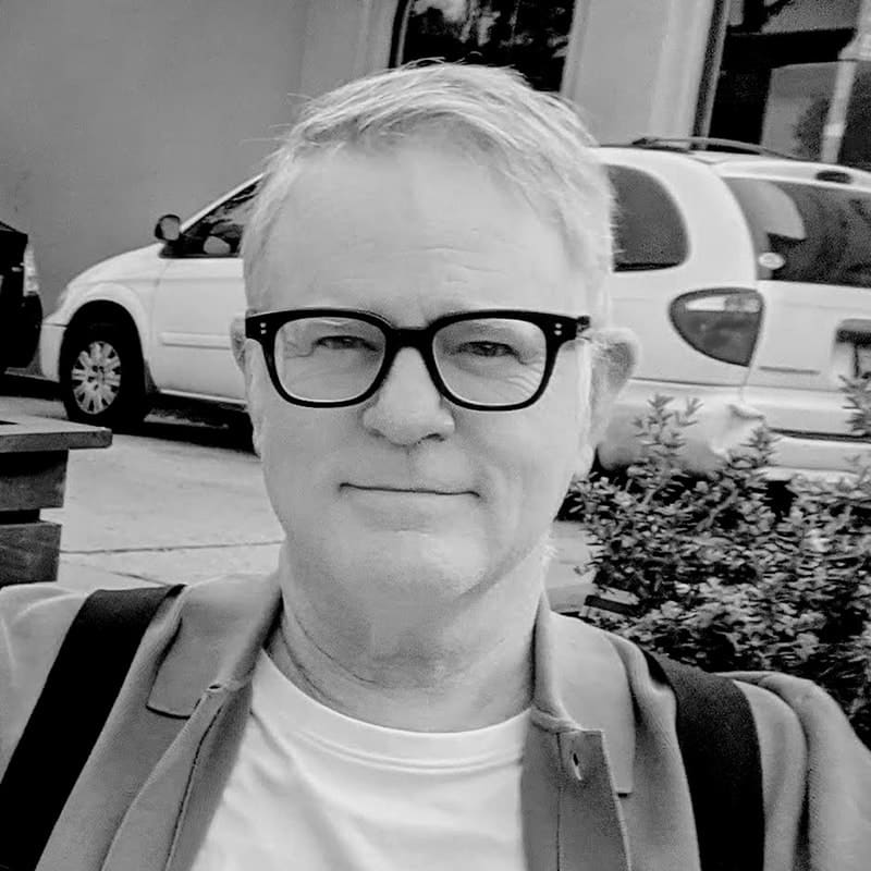 Portrait of Chicago Poetry Center board member Scott Krueger