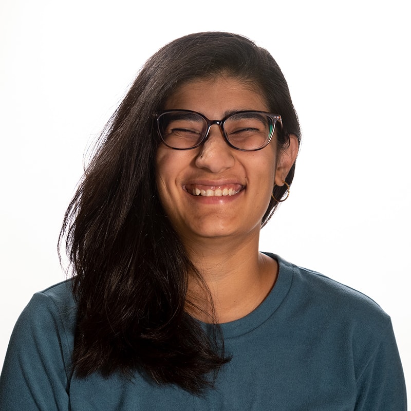 Portrait of Chicago Poetry Center Board Development Committee Chair Shivani Gupta