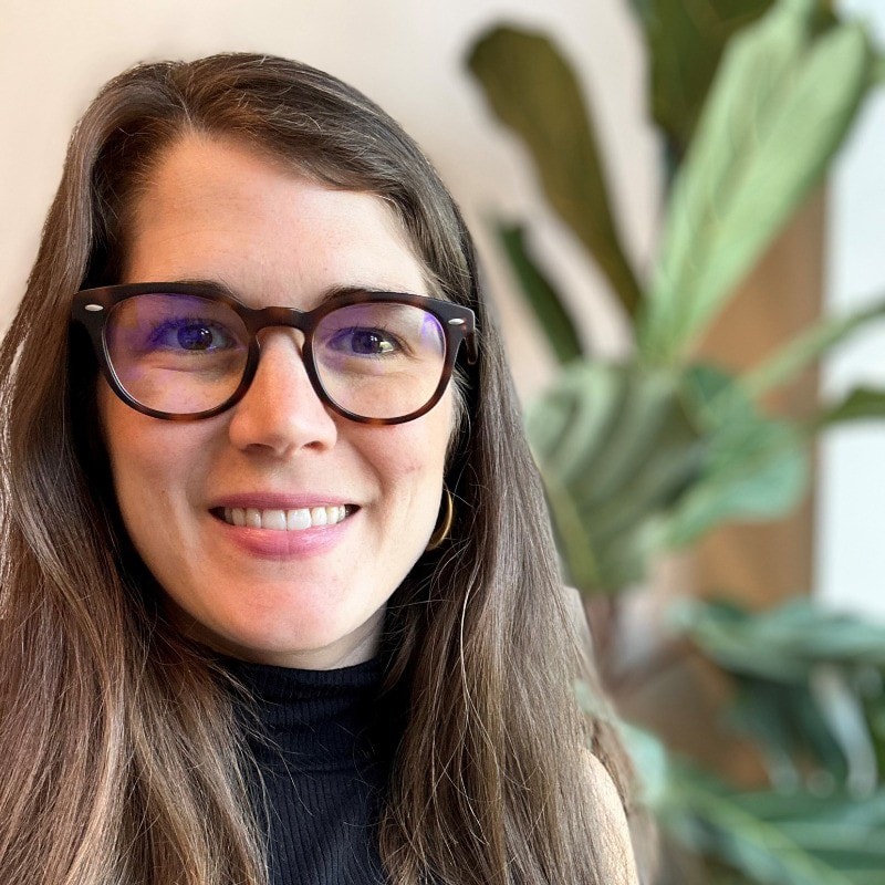 Portrait of the Chicago Poetry Center board member Stephanie Schultz